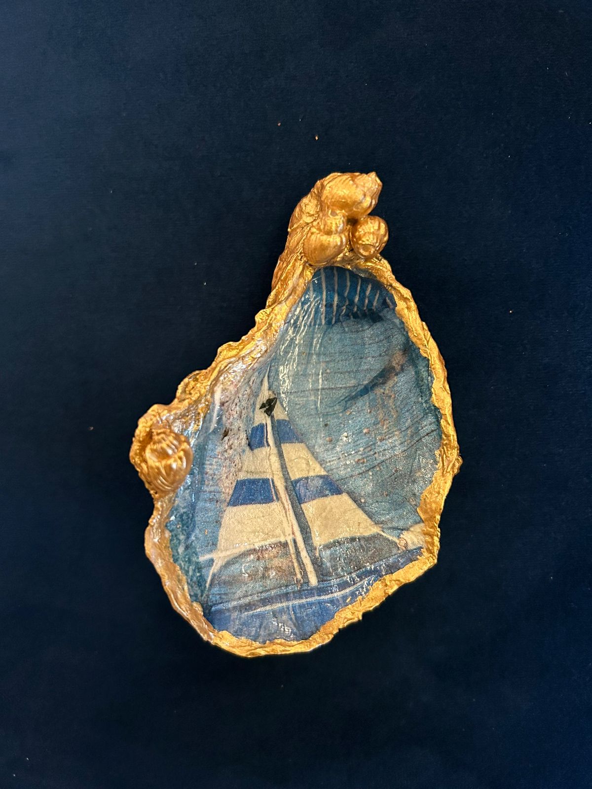 Sailing Oyster Shell