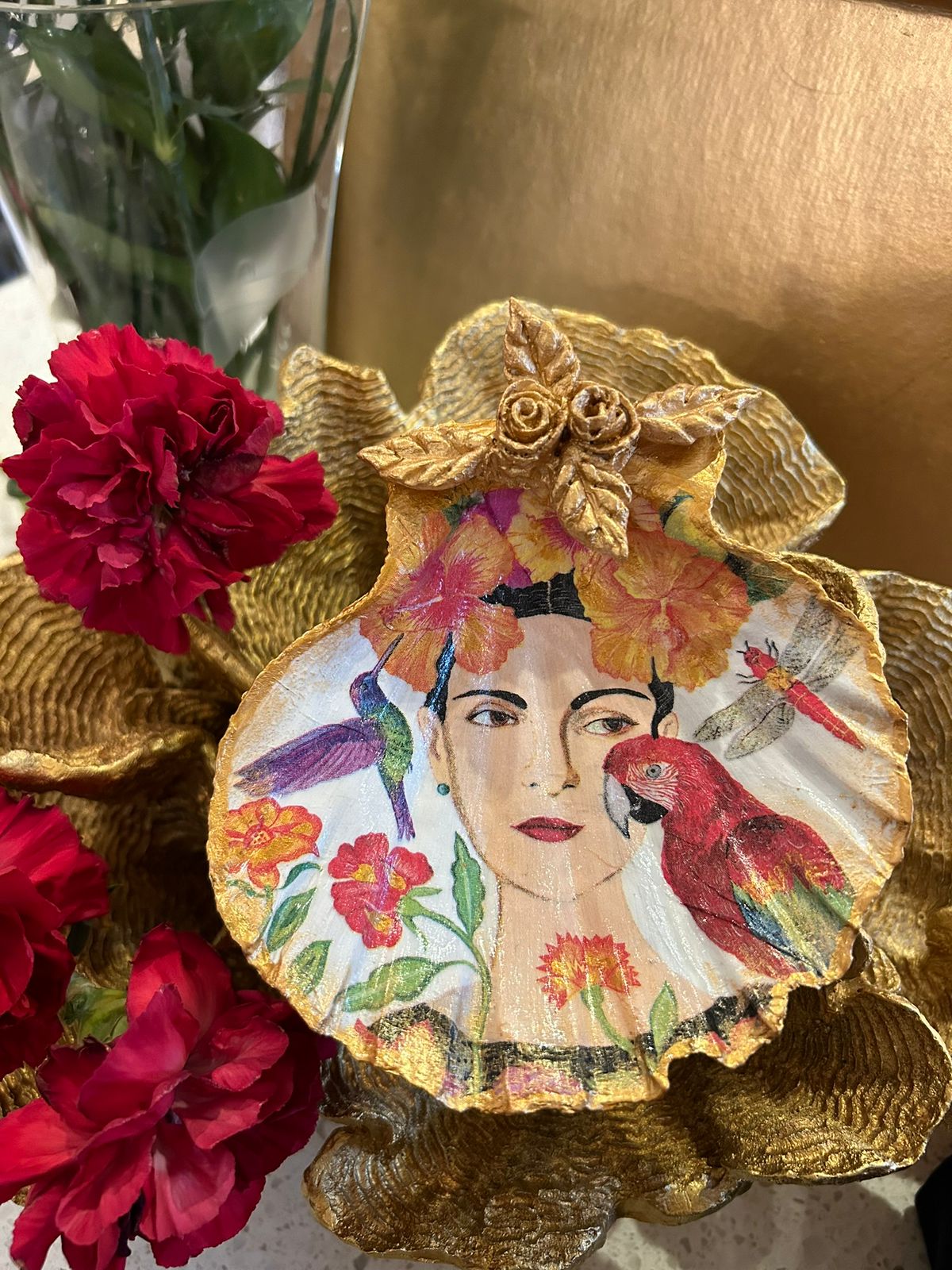 Frieda Scallop Shell