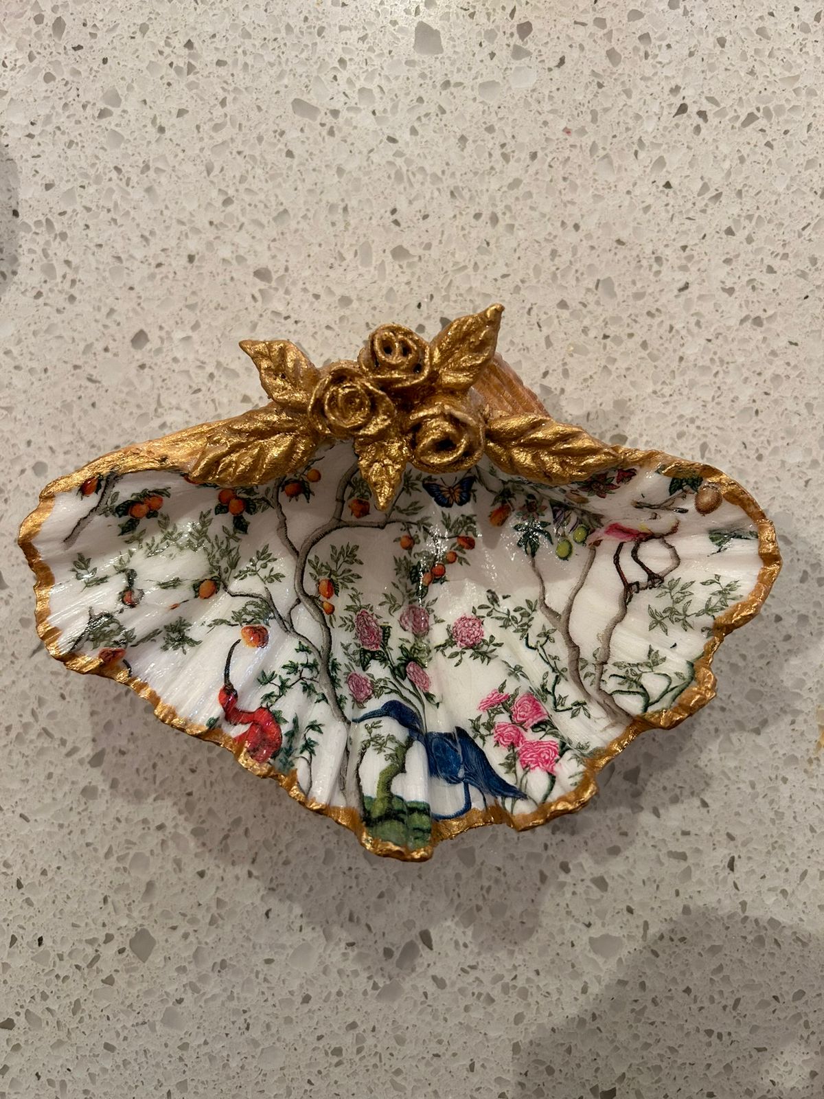 Bird Garden Strawberry Clam