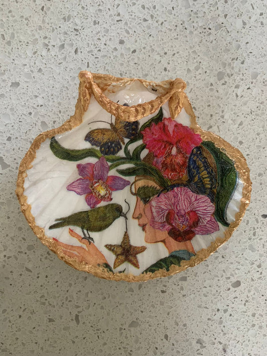 Floral Bird Lady Scallop Shell