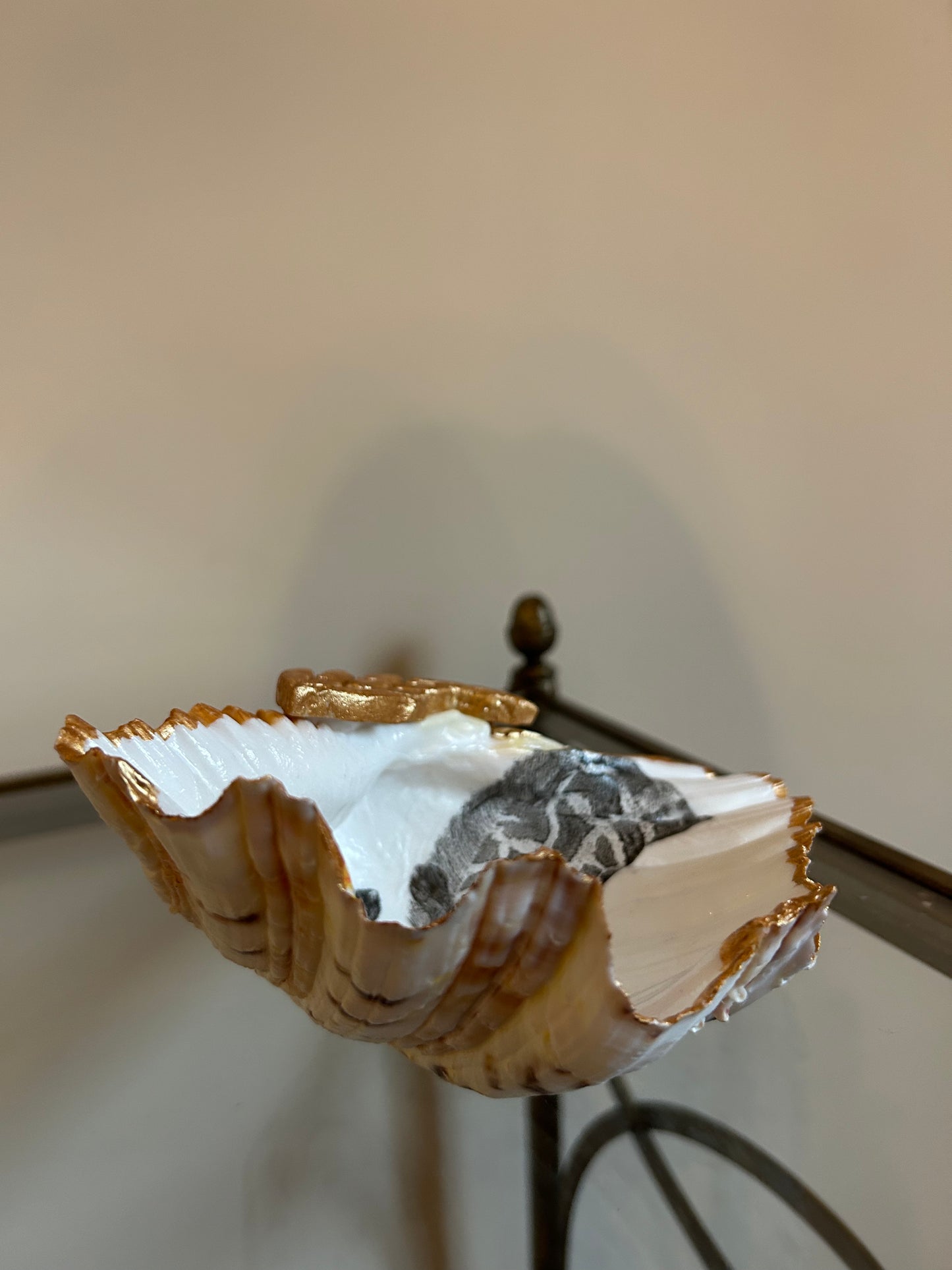 Giraffe Garden Bloom